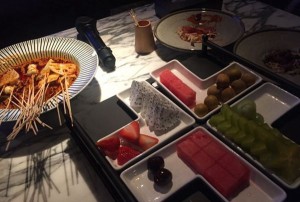 探索杭州TYKTV：娱乐新地标与夜色中的璀璨明珠